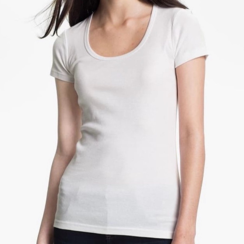 Caslon White Short Sleeve Scoop Neck Tee - Picture 2 of 8